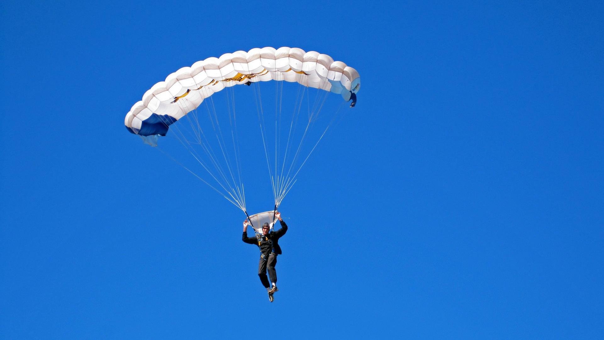 米切尔爆发，当小人物掀翻棋盘，国王淘汰赛的逆袭密码